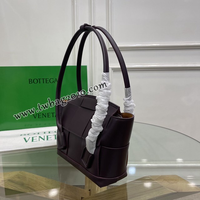 Bottega veneta高端女包 KF009 寶緹嘉爆款THE ARCO編織款平紋牛皮手提包  BV經典款蝙蝠包  gxz1123